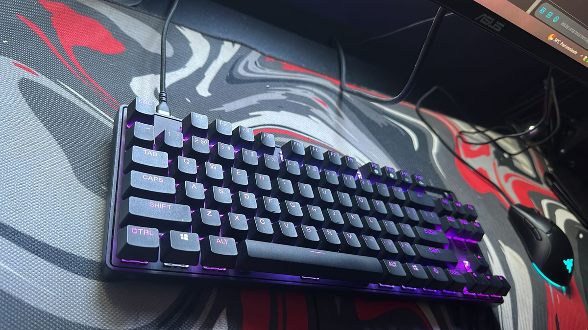 Teclado Apex PRO TKL 2023