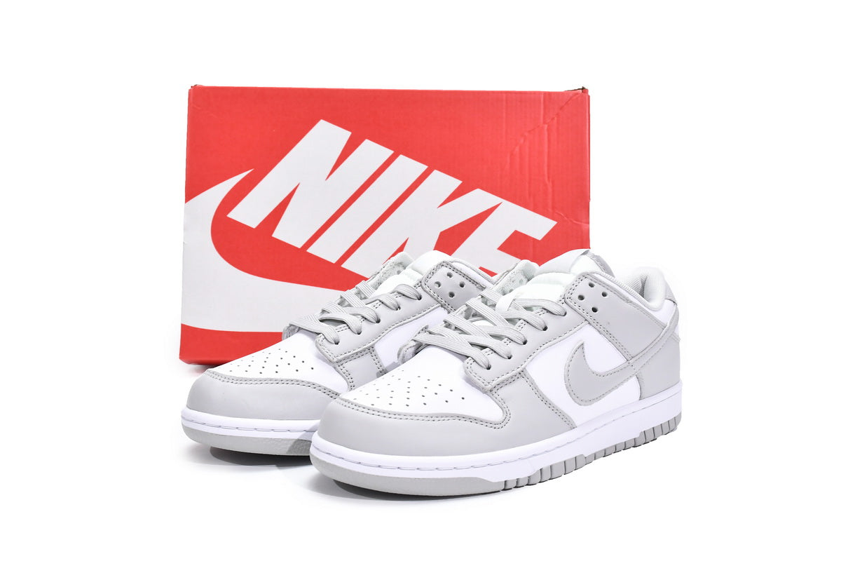 Nike Dunk LOW Grey