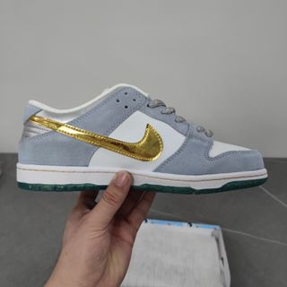 Nike Dunk Low SB x Sean Cliver "Holiday Special''