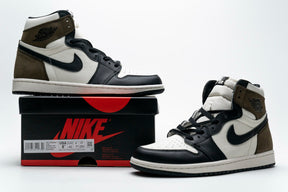 Air Jordan1 Retro High OG Dark Mocha4